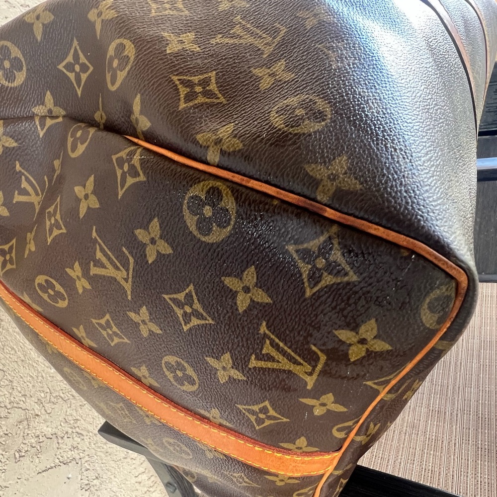KEEPALL DUFFLE 60 travel weekender Louis Vuitton Bag - Picture 9 of 17